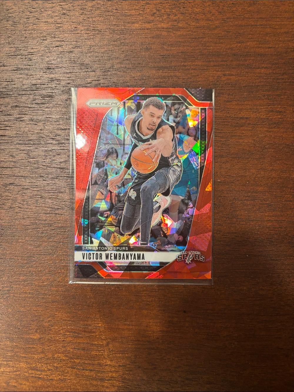 Victor Wembanyama 2024 Red Cracked Ice Prizm Card #172